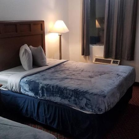 Hotel 2 Queen Beds Hotel Room 222 Wi-Fi Hot Tub Booking 斯蒂尔沃特 外观 照片